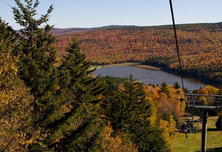 Inn At Snowshoe Exterior photo